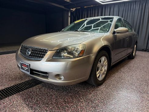 Used 2006 Nissan Altima 2.5 S w/ (K92) Protection Pkg FWD image 3