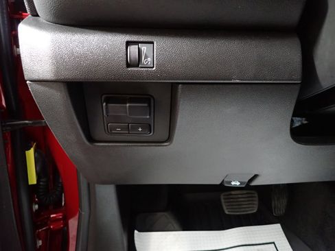 Used 2024 Chevrolet Colorado LT w/ LT Convenience Package III AWD/4WD image 26