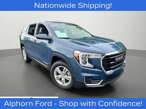 Used 2024 GMC Terrain SLE AWD/4WD image 1