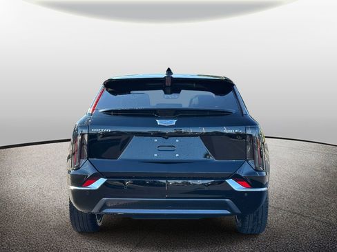 New 2025 Cadillac Optiq Luxury 2 image 3