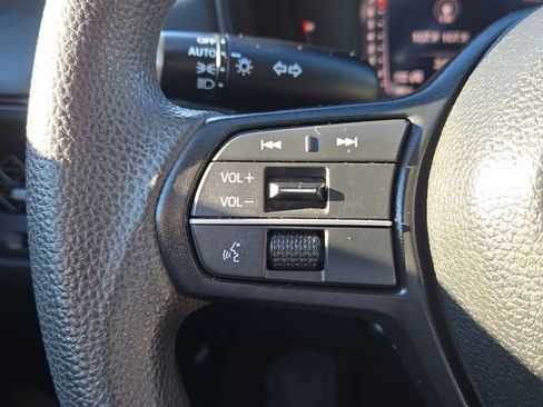 Used 2023 Honda Accord EX image 22