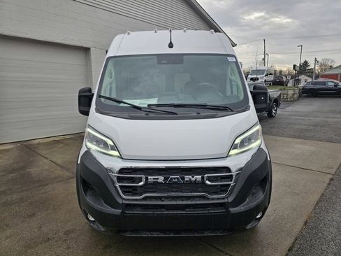 New 2025 RAM ProMaster 1500 w/ Quick Order Package 22G SLT image 2