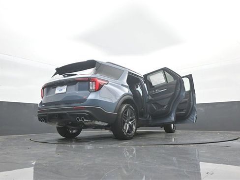 New 2026 Ford Explorer ST image 42