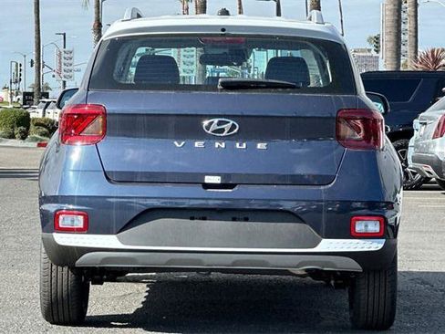 New 2025 Hyundai Venue Limited image 5