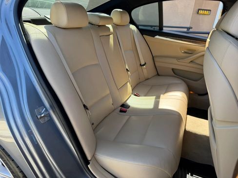 Used 2012 BMW 550i Sedan RWD image 23