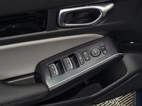 Certified 2025 Honda Civic Sport image 23