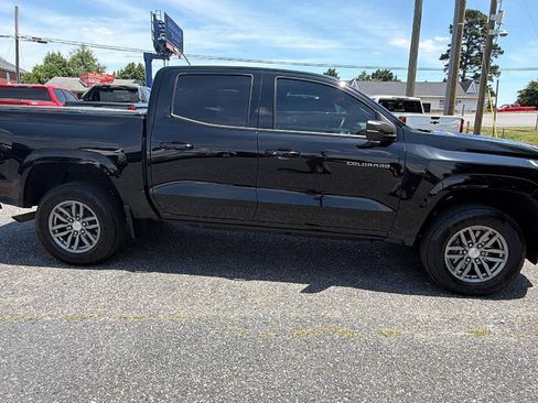 Certified 2024 Chevrolet Colorado LT RWD image 4