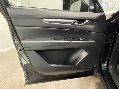 Used 2020 MAZDA CX-5 Touring image 10