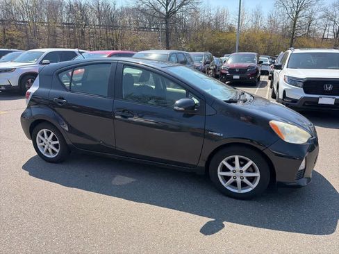 Used 2012 Toyota Prius C Three image 13