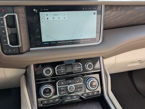 Used 2022 GMC Yukon Denali w/ Max Trailering Package image 31