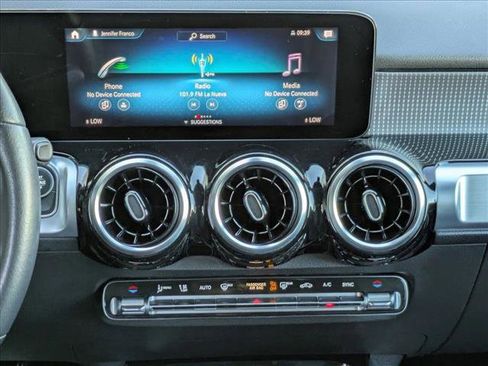 Certified 2022 Mercedes-Benz GLB 250 image 16