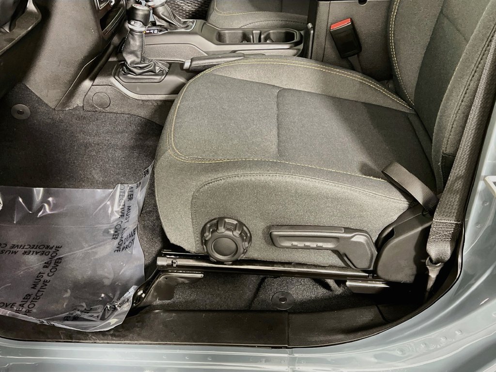 New 2026 Jeep Gladiator Sport AWD/4WD image 18
