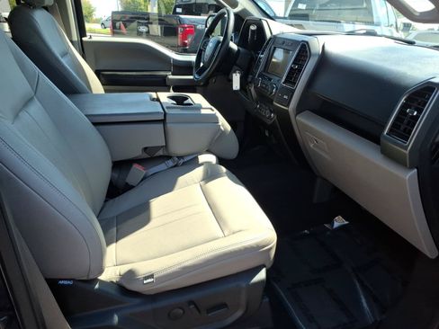 Used 2019 Ford F150 XLT w/ Equipment Group 302A Luxury AWD/4WD image 25