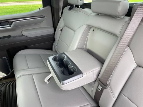 Used 2025 Chevrolet Silverado 1500 LTZ w/ LTZ Convenience Package II AWD/4WD image 34
