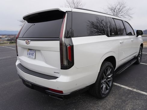 Used 2021 Cadillac Escalade ESV Sport w/ Driver Assist Tech Package image 14