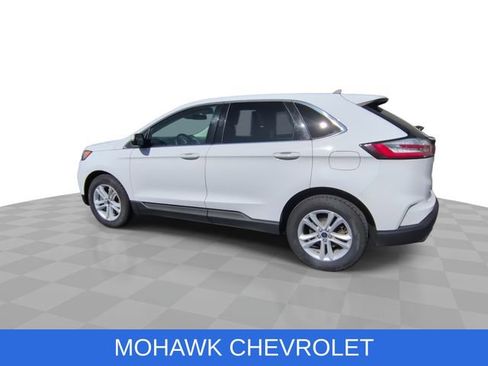 Used 2020 Ford Edge SEL w/ Cold Weather Package image 7