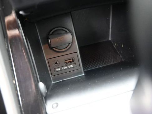 Used 2013 Hyundai Elantra Limited FWD image 4