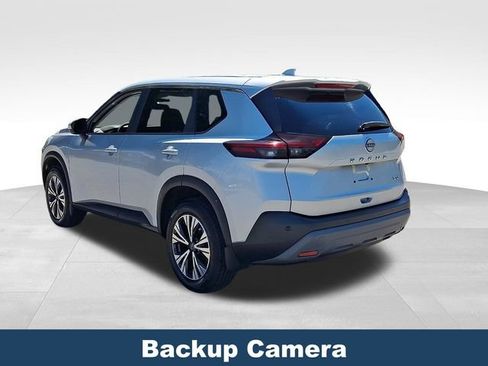 Used 2023 Nissan Rogue SV FWD image 5