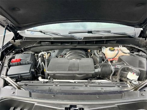 Used 2023 GMC Yukon AT4 w/ Technology Package image 31