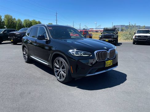 Used 2023 BMW X3 sDrive30i w/ Premium Package w/ZPA RWD image 1