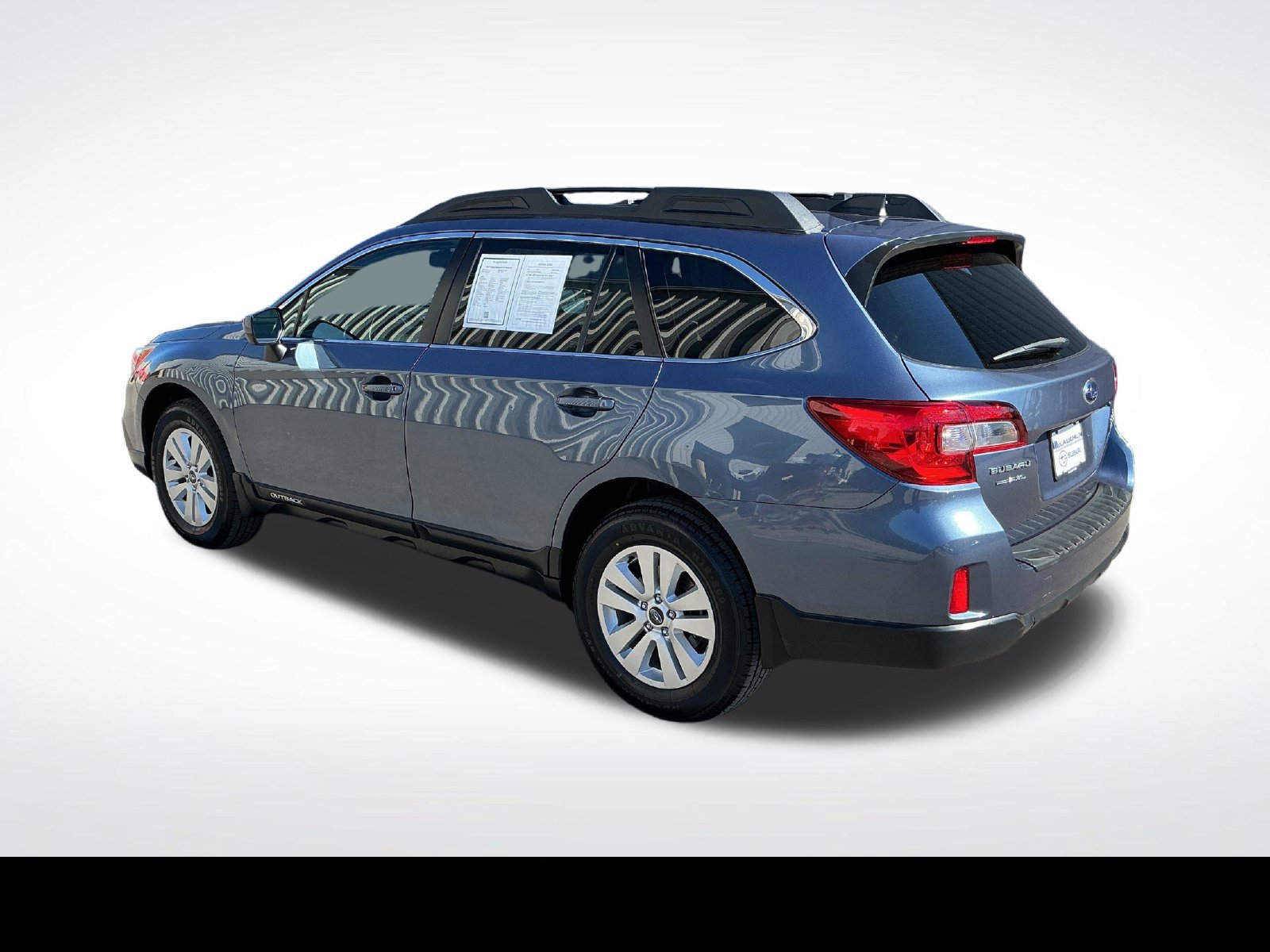 Used 2017 Subaru Outback 2.5i Premium AWD/4WD image 3