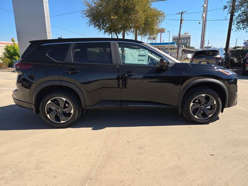 New 2026 Nissan Rogue SV w/ Cold Weather Package FWD image 2