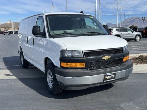 New 2025 Chevrolet Express 2500 w/ Driver Convenience Package image 27