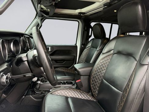 Certified 2022 Jeep Wrangler Unlimited Sahara image 13