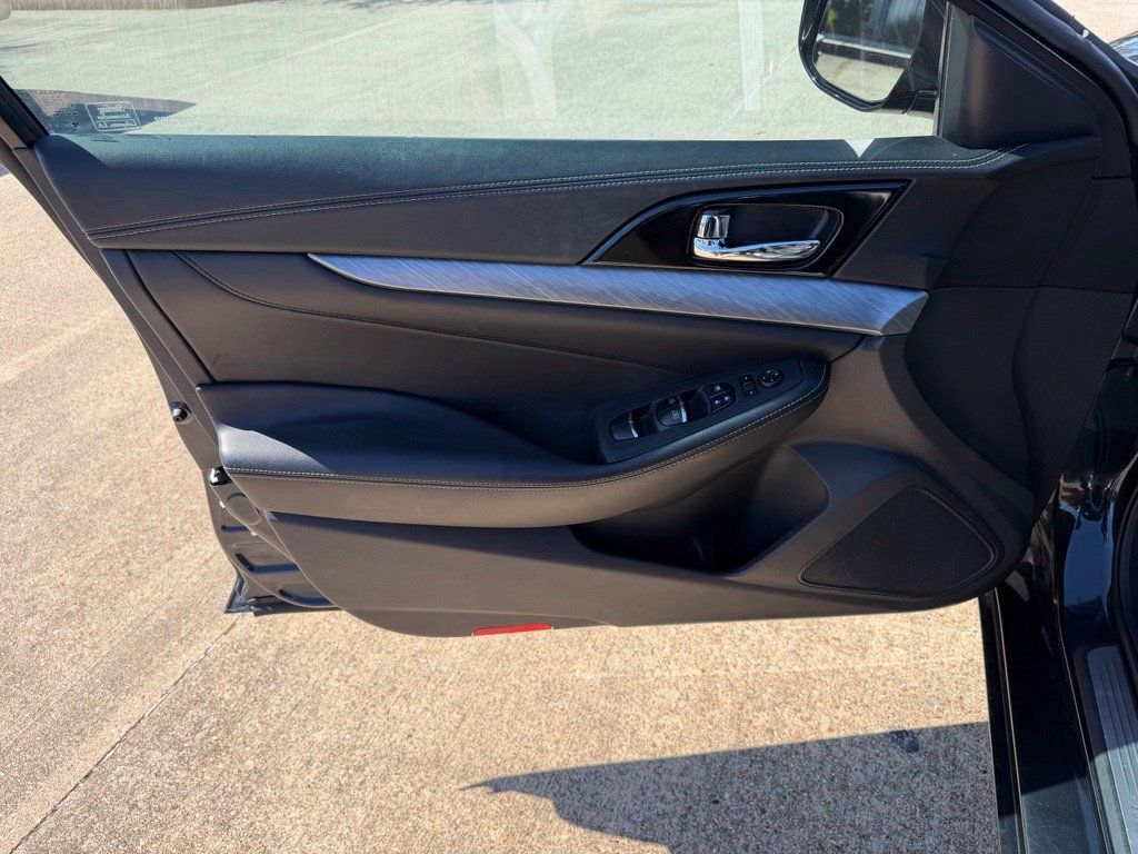 Used 2017 Nissan Maxima 3.5 SV FWD image 13