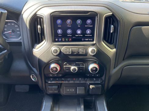 Used 2020 GMC Sierra 2500 Denali w/ Denali Ultimate Package AWD/4WD image 23