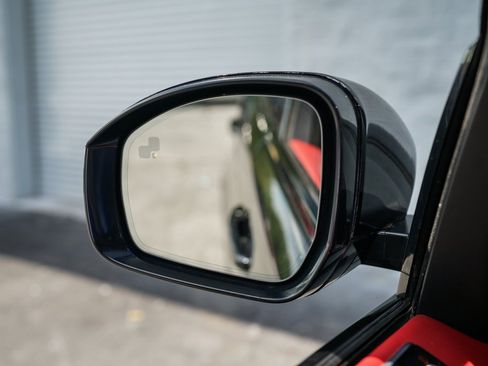 Used 2019 Land Rover Range Rover Sport SVR image 35