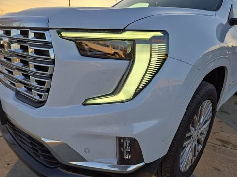 New 2026 GMC Acadia Denali w/ Super Cruise Package image 6