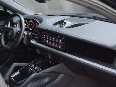 Certified 2026 Porsche Cayenne Coupe AWD/4WD image 29