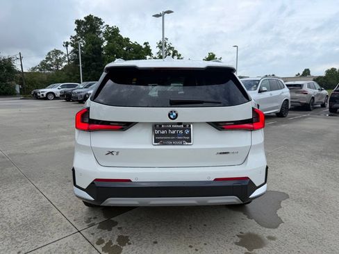 New 2026 BMW X1 xDrive28i w/ Convenience Package AWD/4WD image 4