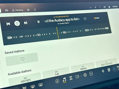 Used 2023 Rivian R1S Adventure image 14