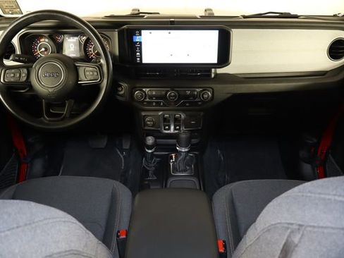 Used 2025 Jeep Wrangler Sport AWD/4WD image 13