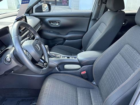 Used 2024 Honda HR-V Sport image 15