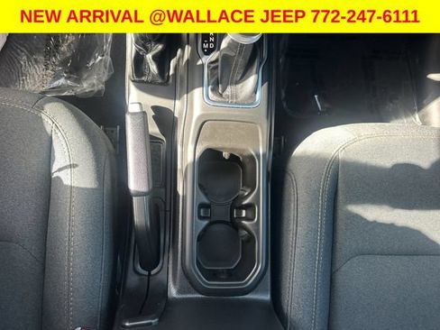 Certified 2025 Jeep Wrangler Sport AWD/4WD image 17