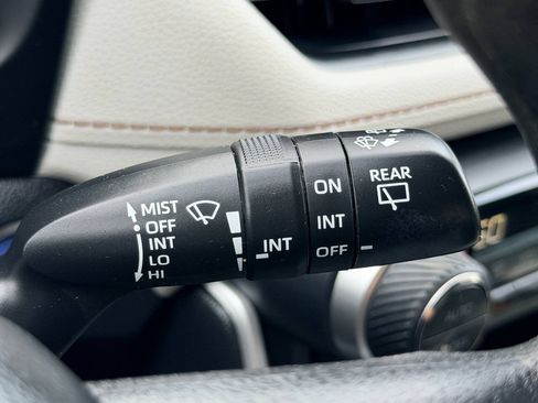 Used 2022 Toyota RAV4 XLE w/ Convenience Package AWD/4WD image 35