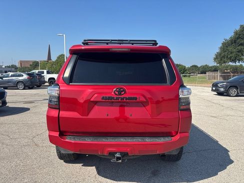 Used 2023 Toyota 4Runner SR5 AWD/4WD image 5
