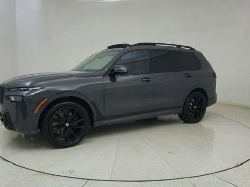 Used 2026 BMW X7 xDrive40i w/ M Sport Package AWD/4WD image 70