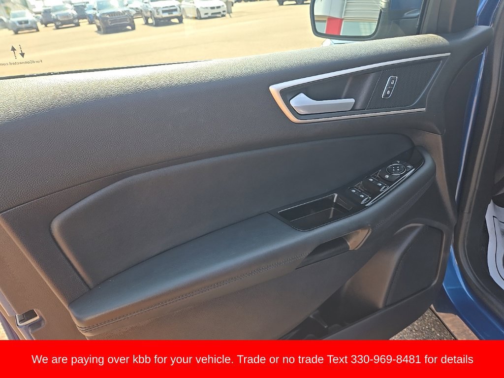 Used 2020 Ford Edge SEL w/ Convenience Package AWD/4WD image 11