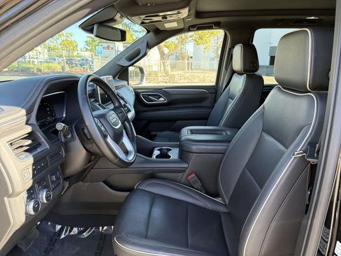 Used 2023 GMC Yukon SLT w/ Max Trailering Package image 26