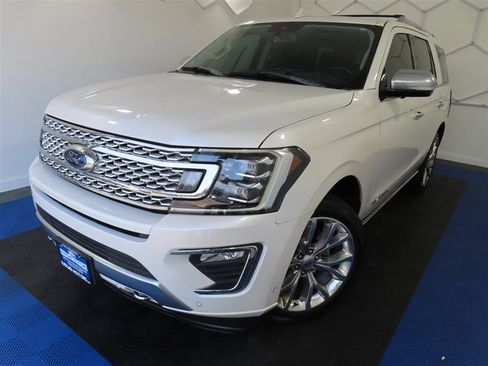 Used 2019 Ford Expedition Platinum AWD/4WD image 4