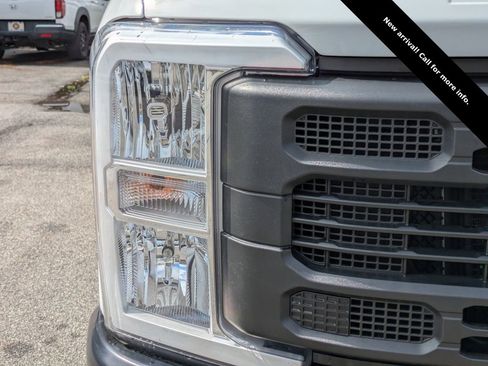 Used 2024 Ford F250 XL image 10