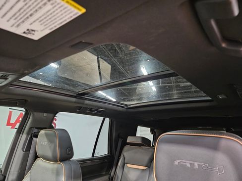 Used 2022 GMC Yukon AT4 AWD/4WD image 26