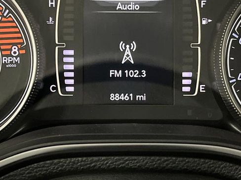 Used 2020 Jeep Cherokee Latitude Lux w/ Quick Order Package 26H Lux image 6