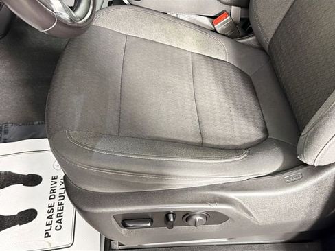 Used 2021 Chevrolet Silverado 1500 LT image 18