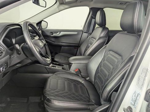 Used 2024 Ford Escape Platinum w/ Premium Technology Package image 10