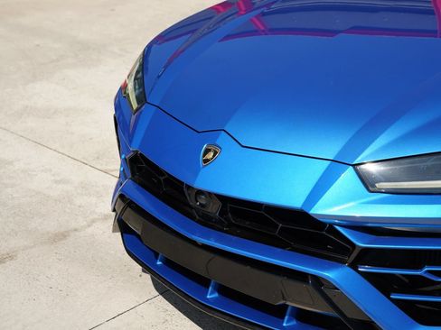 Used 2019 Lamborghini Urus AWD/4WD image 7